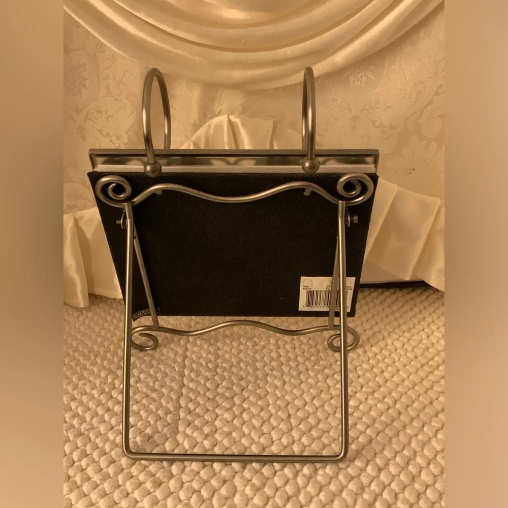 TABLE TOP PHOTO ALBUM BY FURIO
